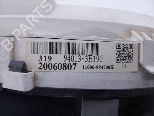 Instrument cluster KIA SORENTO I (JC) 2.5 CRDi 4WD | BP13072449C47 