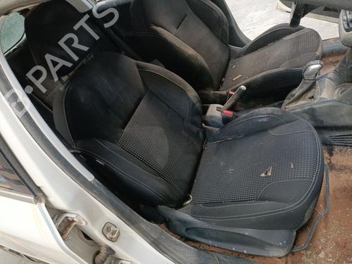 Air filter box PEUGEOT 208 I (CA_, CC_) 1.2 VTI 82 | BP31184078M87