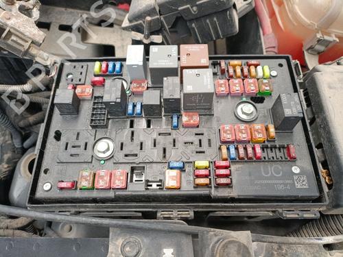 Used Fuse box Fuse box OPEL ASTRA J (P10) 1.6 CDTi (68) (136 hp) 35986476 35986476