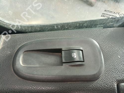 Used Right front window switch Right front window switch RENAULT MASTER III Platform/Chassis (EV, HV, UV) 2.3 dCi 125 FWD (EV0C, EV0D, EV0J, HV0C, HV0D, HV0H,... (125 hp) 36775793 36775793