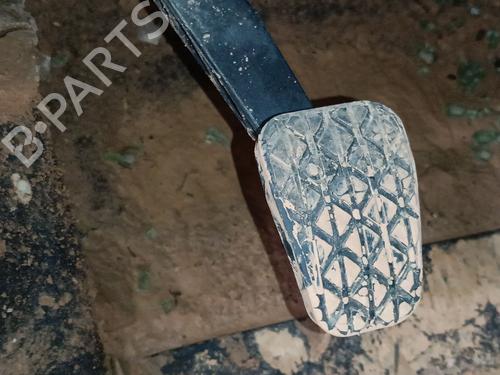 Used Clutch pedal FORD PUMA (J2K, CF7) 1.0 EcoBoost (125 hp) 28126559