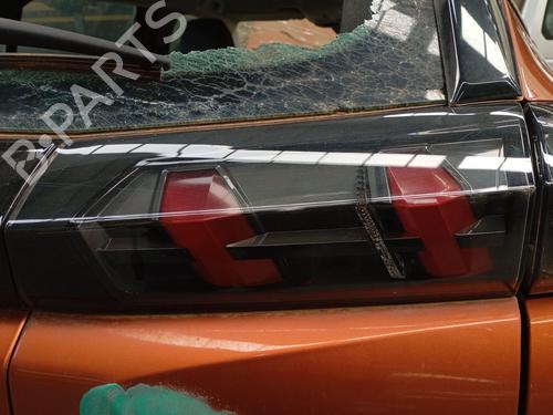 Used Right tailgate light PEUGEOT 2008 II (UD_, US_, UY_, UJ_, UR_, UC_) 1.5 BlueHDI 130 (131 hp) 30744610