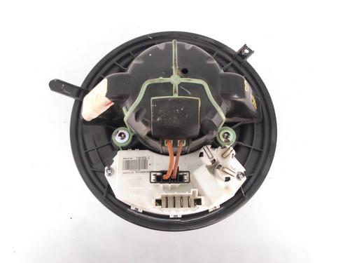 Heater blower motor BMW X3 (F25) sDrive 18 d | BP14062303M62 