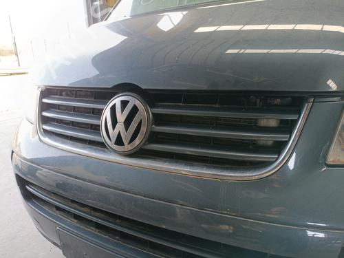 Grill VW MULTIVAN T5 (7HM, 7HN, 7HF, 7EF, 7EM, 7EN) 2.5 TDI | BP27651023C40 