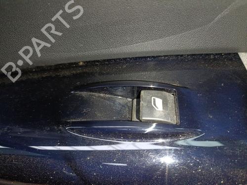 Comutador vidro frente direito CITROËN C4 CACTUS 1.5 BlueHDi 100 (102 hp) 31214097