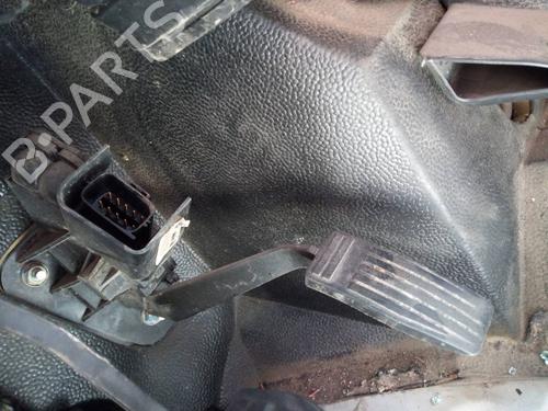 Used Pedal FORD TRANSIT Van (FA_ _) 2.4 DI RWD (FAA_, FAB_, FAC_, FAD_) (120 hp) 16066621