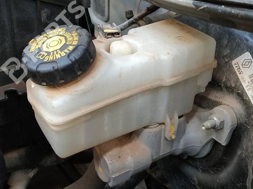 master-brake-dacia-sandero-ii-12-2012-9690733 main image