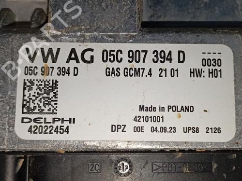Used Engine control unit (ECU) Engine control unit (ECU) SKODA FABIA IV (PJ3) 1.0 TSI (95 hp) 33469393 33469393