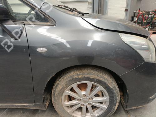 right-front-fenders-toyota-verso-_r2_-2009-2010-2011-2012-2013-2014-2015-2016-2017-2018-38232480 main image