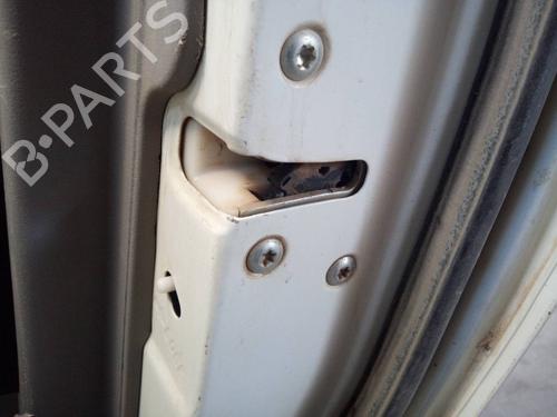Used Rear right lock MITSUBISHI L200 / TRITON (KA_T, KB_T) 2.5 DI-D 4WD (KB4T) (136 hp) 11384295