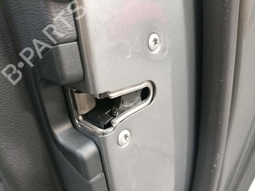 Używane Zamek drzwi przednich prawych MERCEDES-BENZ E-CLASS Coupe (C207) E 250 CDI / BlueTEC / d (207.303, 207.304) (204 hp) 30838679