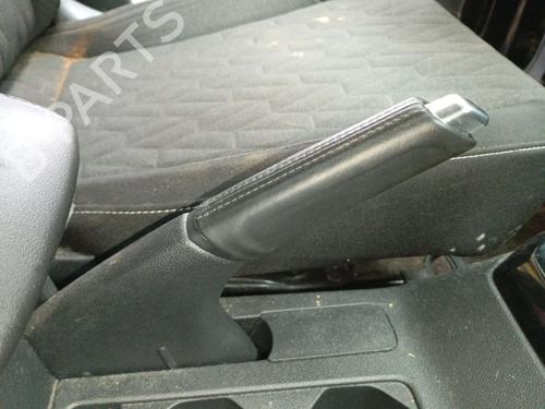 hand-brake-vw-t-cross-c11-d31-2018-32474110 main image