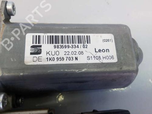 Left rear window motor SEAT LEON (1P1)  | BP3498403E23 