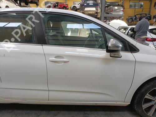 Used Right front door CITROËN C4 II (NC_) 1.2 THP 130 (NCHNYM, NCHNYT) (130 hp) 30972457