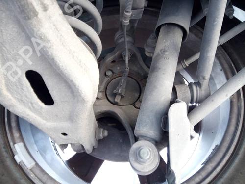 Used Left rear steering knuckle HYUNDAI SANTA FÉ II (CM) 2.2 CRDi (155 hp) 11020136