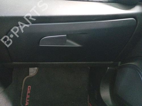 Used Glove box Glove box ALFA ROMEO GIULIA (952_) 2.2 D (952ALA25, 952AFM25, 952APA2) (190 hp) 40228350 40228350