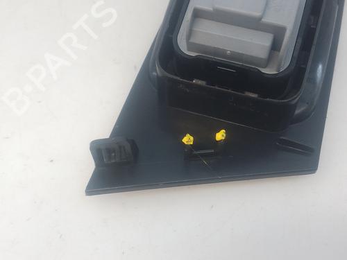 Left front window switch SKODA KAROQ (NU7, ND7) 1.5 TSI | BP33456527I27 - Image 4