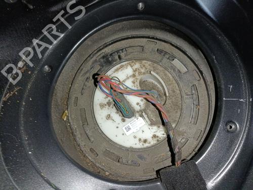 Bränslepump MERCEDES-BENZ E-CLASS (W212) E 350 CGI (212.057) (292 hp) 30846519