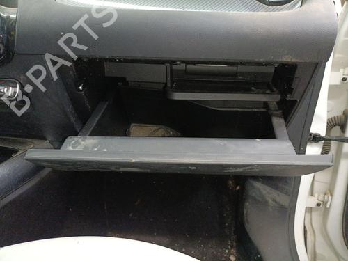 Guantera MERCEDES-BENZ GLA (H247) GLA 200 d (247.712) | BP30614384C95