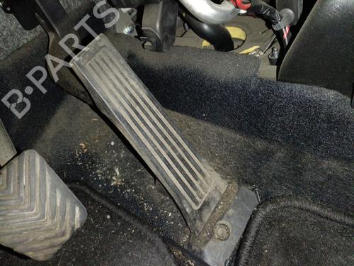 Pedal HYUNDAI ix35 (LM, EL, ELH) 1.7 CRDi (116 hp) 31247090