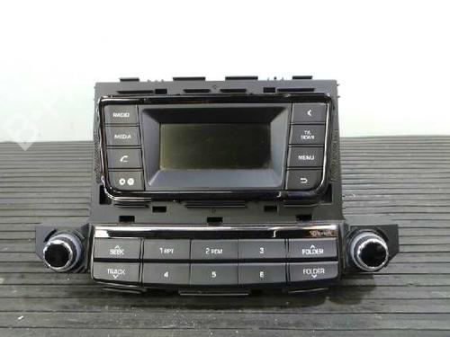 Used Radio HYUNDAI TUCSON (TL, TLE) 1.7 CRDi (116 hp) 3262048