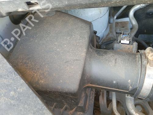Used Air filter box RENAULT TRAFIC III Bus (JG_) 1.6 dCi 95 (JGMR, JGMJ) (95 hp) 27892547