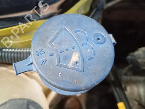 Used Windscreen washer tank CITROËN C4 CACTUS 1.2 VTi 82 (82 hp) 29449670