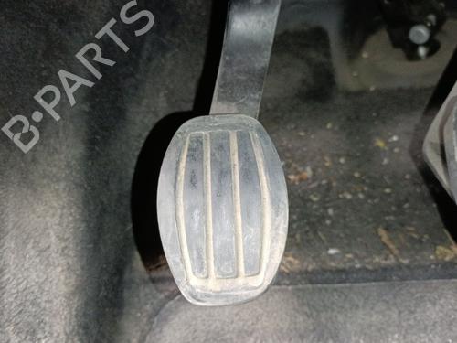 Used Clutch pedal PEUGEOT 208 II (UB_, UP_, UW_, UJ_) 1.2 PureTech 100 (101 hp) 26501972