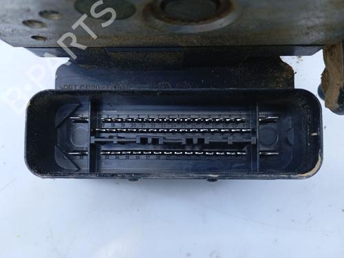 Used ABS pump VW GOLF V (1K1) [2003-2010]  30881277