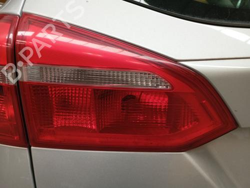 Farolim esquerdo da mala FORD FOCUS III Turnier 1.6 Ti (125 hp) 32393771