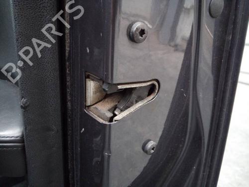 Used Front right lock BMW 1 (E87) 118 d (122 hp) 13416758