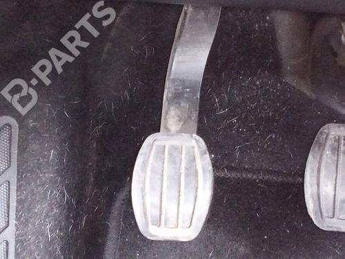 clutch-pedal-citroen-c4-picasso-ii-12-thp-130-2013-9695272 main image