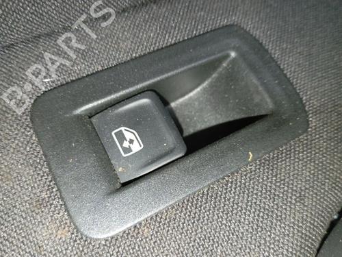 Venstre bagtil elrude kontakt VW TIGUAN (AD1, AX1) 2.0 TDI (150 hp) 31340673