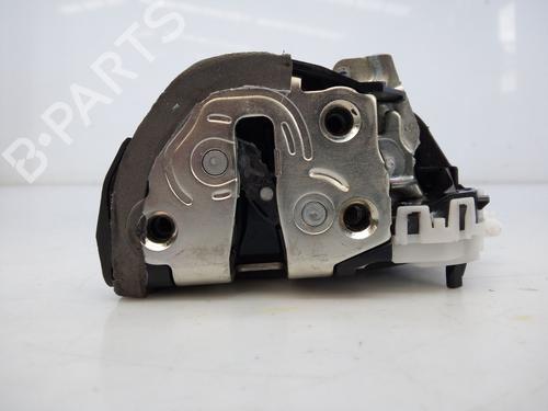 Rear right lock TOYOTA YARIS (_P13_) 1.5 Hybrid (NHP130_, NHP130) | BP24682660C99 