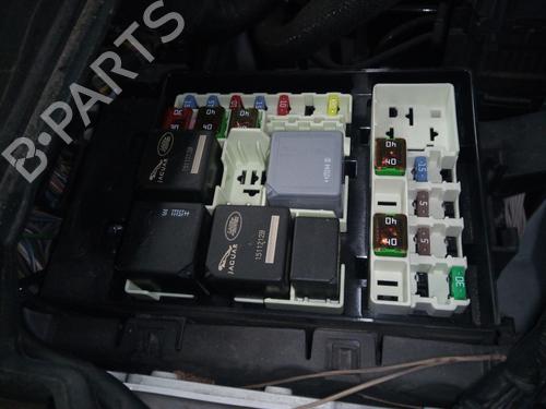 Used Fuse box JAGUAR XE (X760) 2.0 D (180 hp) 7569105