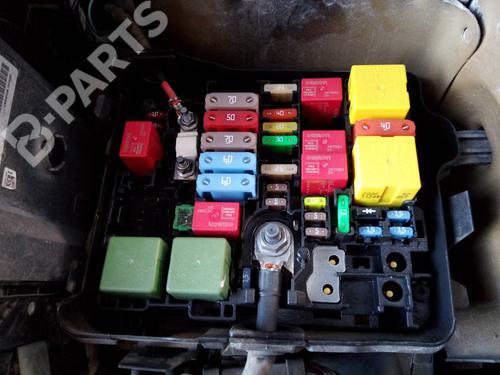 Used Fuse box Fuse box CITROËN C-ELYSEE (DD_) 1.2 PureTech 82 (DDHMRP) (83 hp) 10502803 10502803