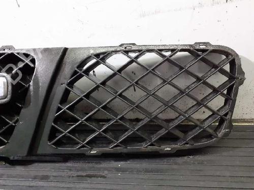 Grille NISSAN TERRANO II (R20)  | BP7246727C40 