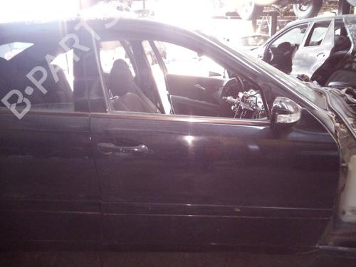 Used Right front door MERCEDES-BENZ E-CLASS (W211) [2002-2009]  21538330