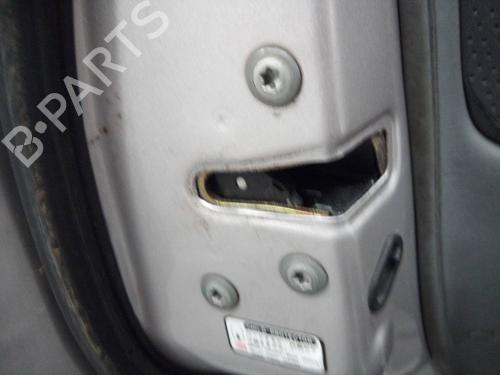 Venstre bak lås TOYOTA LAND CRUISER 100 (_J1_) 4.2 TD (HDJ100_, HDJ100) (204 hp) 16144088