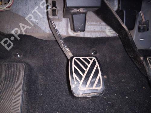 Used Clutch pedal SUZUKI GRAND VITARA II (JT, TE, TD) 1.9 DDiS All-wheel Drive (JT419, TD44, JB419WD, JB419XD,... (129 hp) 14967101