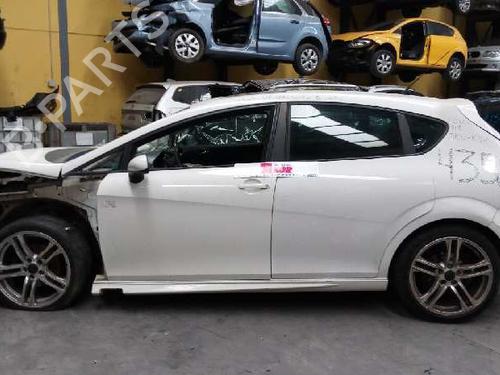 Left rear window motor SEAT LEON (1P1)  | BP3498403E23 