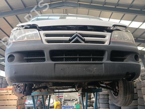 Used Front bumper Front bumper 37517318 37517318