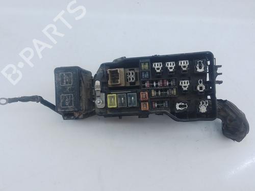 Used Fuse box Fuse box TOYOTA LAND CRUISER 90 (_J9_) 3.0 TD (KZJ90_, KZJ95_, KZJ90R, KZJ95R, KZJ90W, KZJ95W) (125 hp) 33872760 33872760