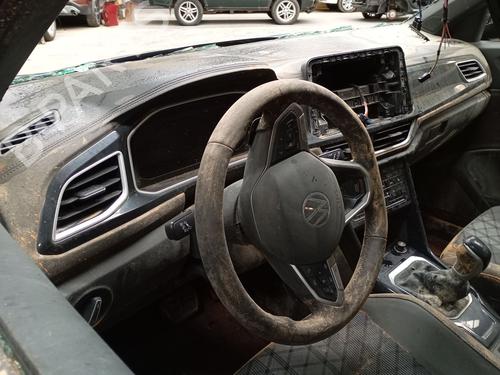 Handskerum VW T-ROC (A11, D11) 1.5 TSI | BP32977751C95  - Image 7