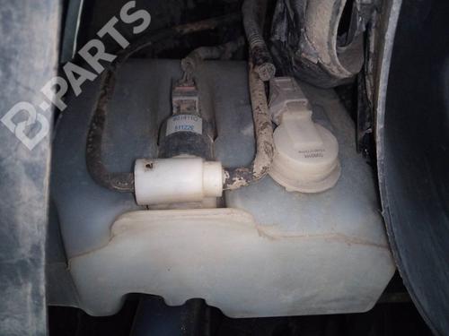 Used Windscreen washer tank Windscreen washer tank JEEP GRAND CHEROKEE III (WH, WK) [2004-2011] 11169241 11169241