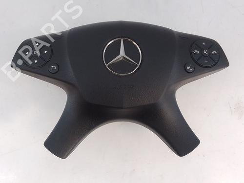 Used Driver airbag MERCEDES-BENZ C-CLASS (W204) [2007-2015]  30588115