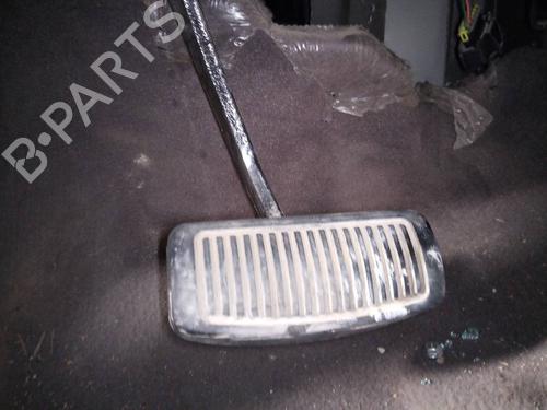 Used Break pedal KIA SORENTO I (JC) 2.5 CRDi (163 hp) 17014620
