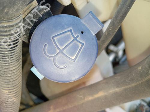 Used Windscreen washer tank Windscreen washer tank 37270157 37270157