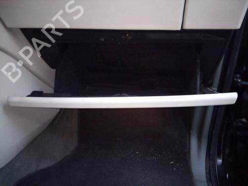 Glove box LAND ROVER RANGE ROVER SPORT I (L320) 3.6 D 4x4 | BP9829492C95 