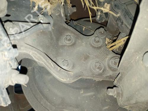 right-rear-steering-knuckle-mercedes-benz-b-class-sports-tourer-w246-w242-2011-2012-2013-2014-2015-2016-2017-2018-30871039 main image